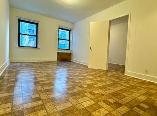 39 W 46th St #5R, New York, NY 10036