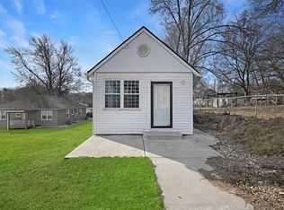 309 Market St, Leavenworth, KS 66048