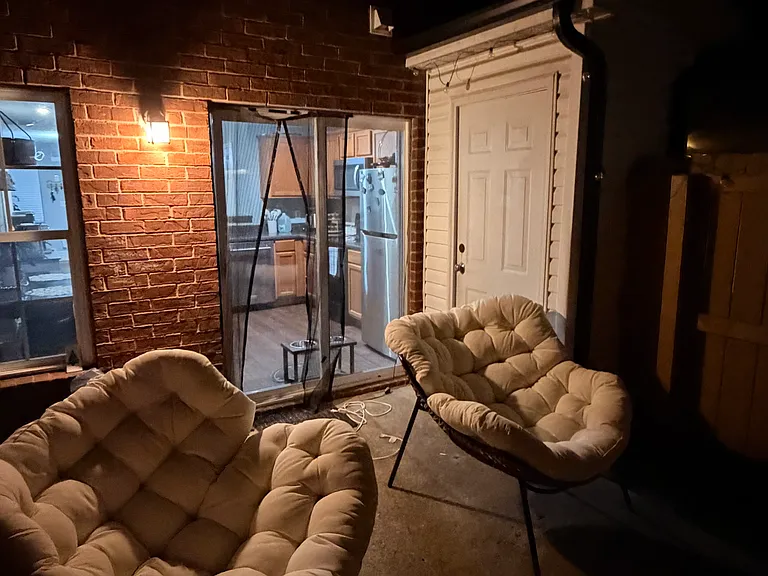 325 Stewarts Landing Cir — Photo 6