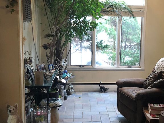 4th image of 29 Belfield Ave