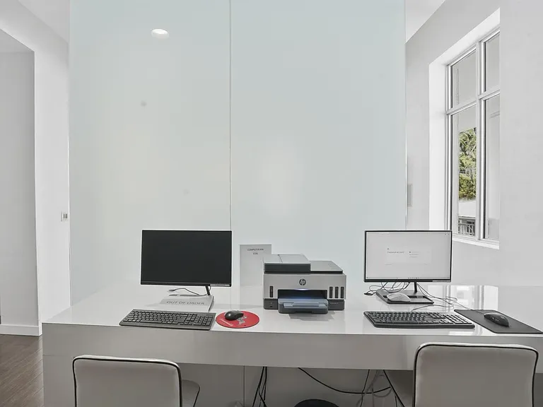 300 S Australian Ave #919 — Photo 36