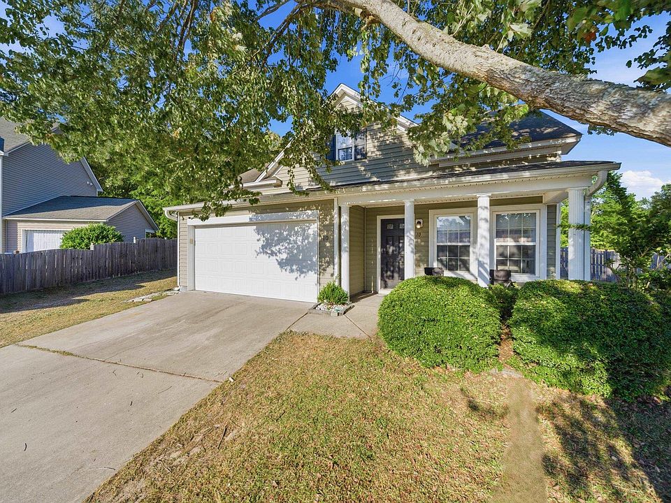 1st image of 10 Aronia Ct