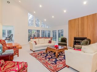 22 Old County Rd, Chester, CT 06412