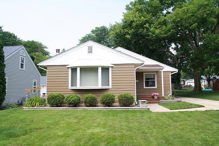 1st image of 1116 Roncevalles Ave
