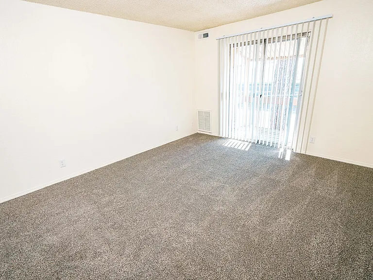 Tamarack Place Apartments — Photo 30