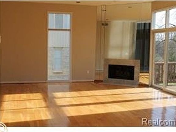 3rd image of 6730 Torybrooke Cir