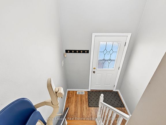 2nd image of 503 Stone Church Rd W