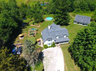 10338 Brennan Rd, Avoca, MI 48006