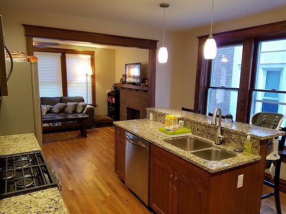 5th image of 6018 Pershing Ave #B