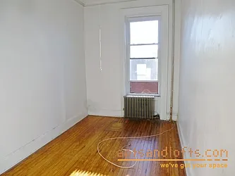 Rented by aptsandlofts.com
