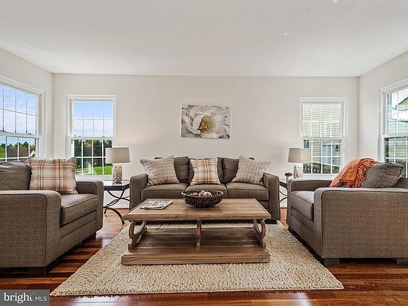 3rd image of 20315 Marketree Pl