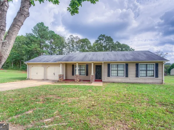 2001 Raymonds Dr, Loganville, GA 30052