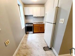 936 E 224th St APT 2, Bronx, NY 10466