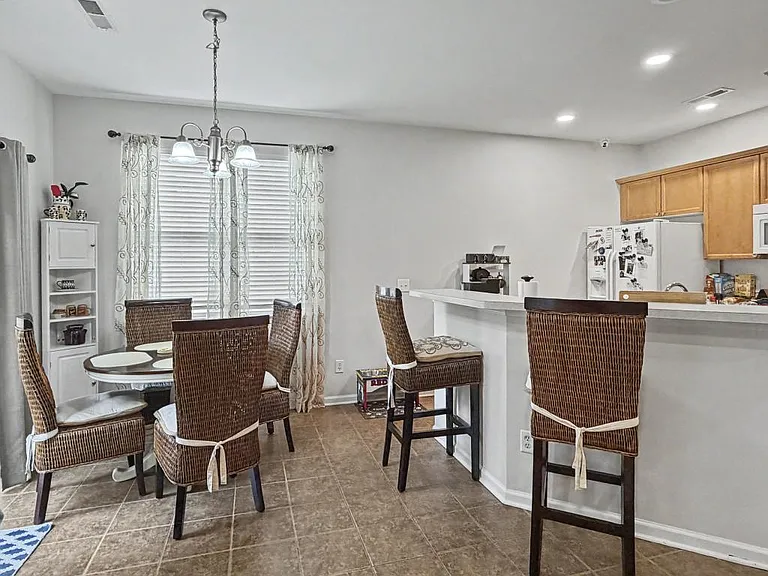 9406 Night Harbor Dr — Photo 9