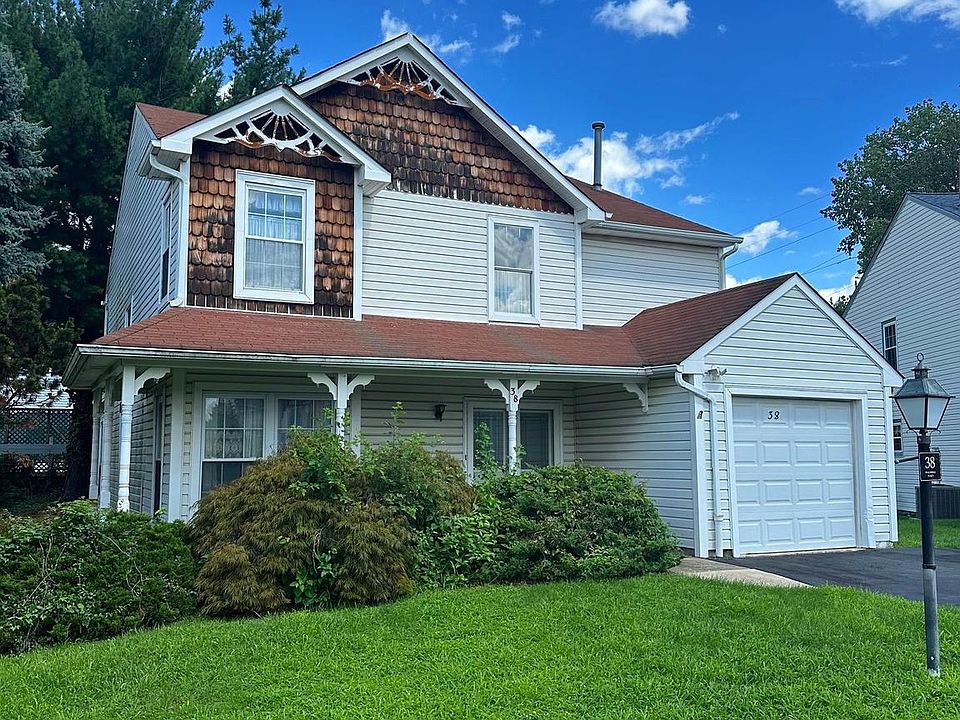 1st image of 38 Magnolia Pl