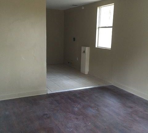 2nd image of 5514 Fairfax Ave
