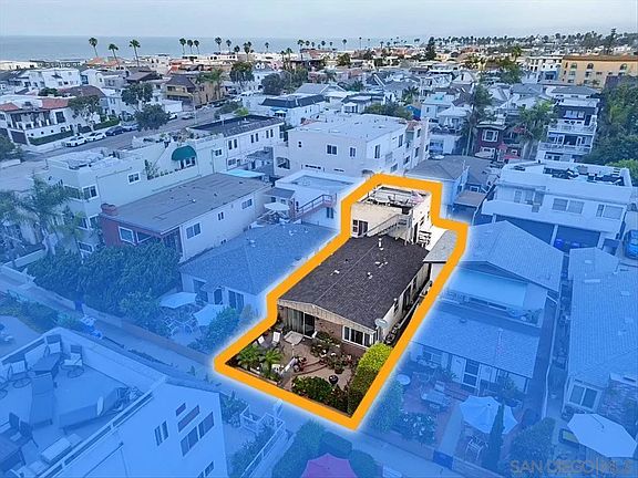 3rd image of 820-22 Avalon Ct
