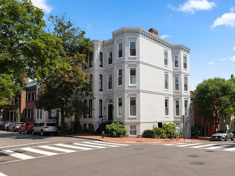 3050 N St NW #2 — Photo 1