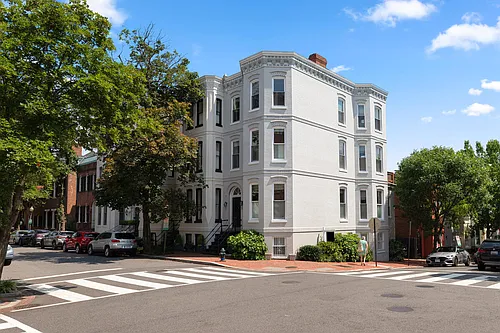 3050 N St NW #2 Photo 1