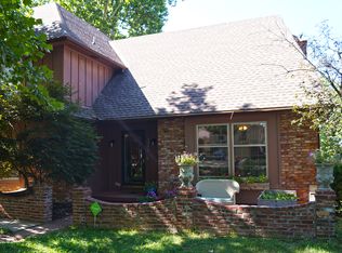 4006 Birchwood Dr, Kansas City, MO 64137