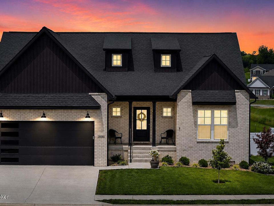 1st image of 305 Ashwood Ave