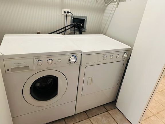 3rd image of 728 W Jackson Blvd APT 1113