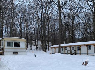 6151-6167 Kellogg Dr, Gaylord, MI 49735