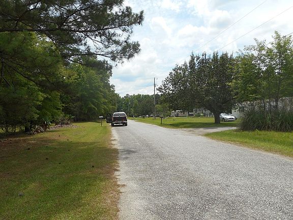 5th image of 118 Martin Carter Rd