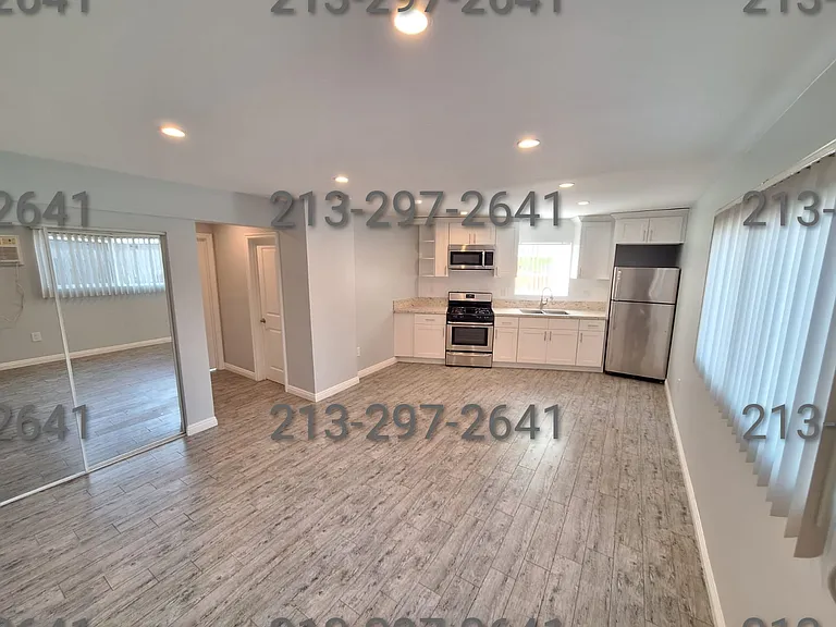 527 N Coronado St #16 — Photo 19