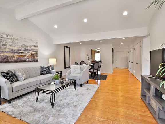 2nd image of 1255 W Fremont Trl