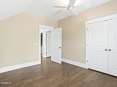 4076 Tamarisk Ln — Photo 33