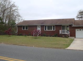 405 Lake Barnegat Dr, Forked River, NJ 08731