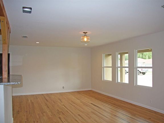 2nd image of 132 E Plains Ave
