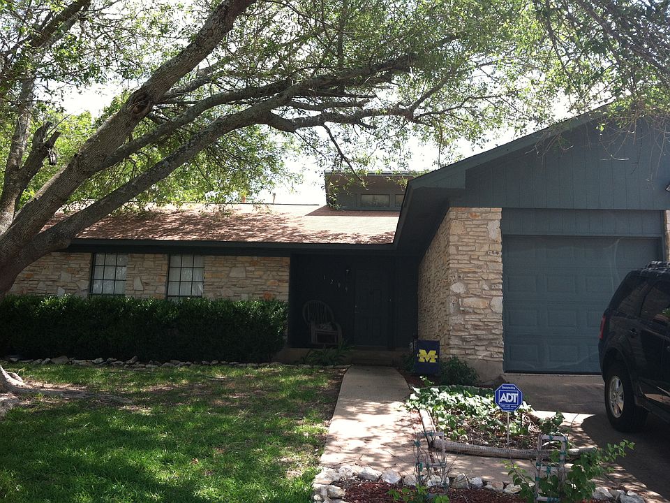 1st image of 1209 Dove Haven Dr
