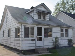 27361 Pinehurst St, Roseville, MI 48066