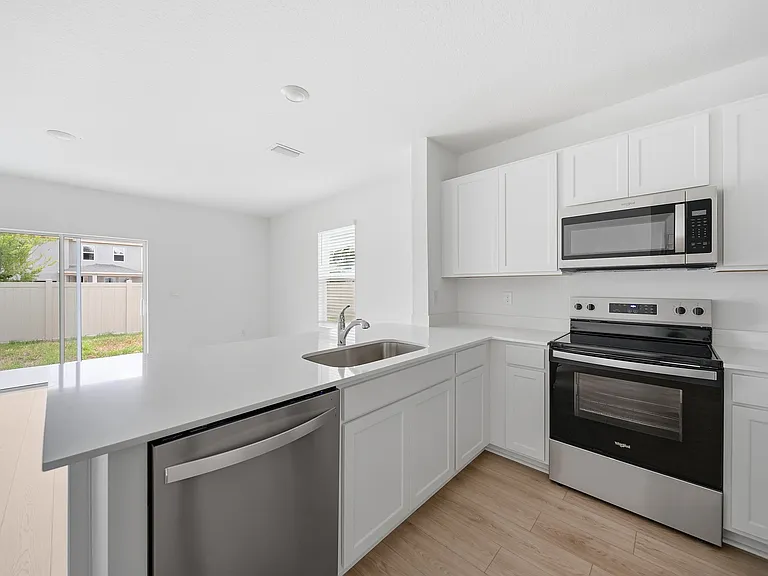 32526 Midsummer Night Ln — Photo 5