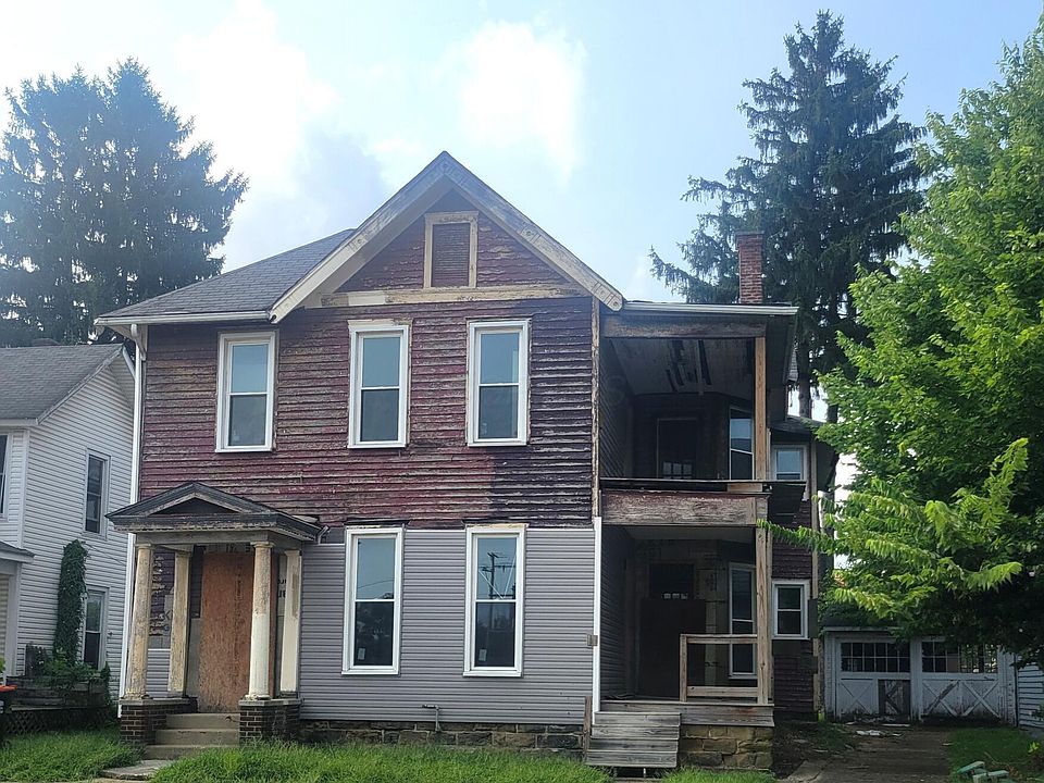 1st image of 108 W Locust St