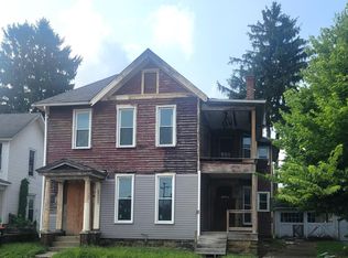 108 W Locust St, Newark, OH 43055