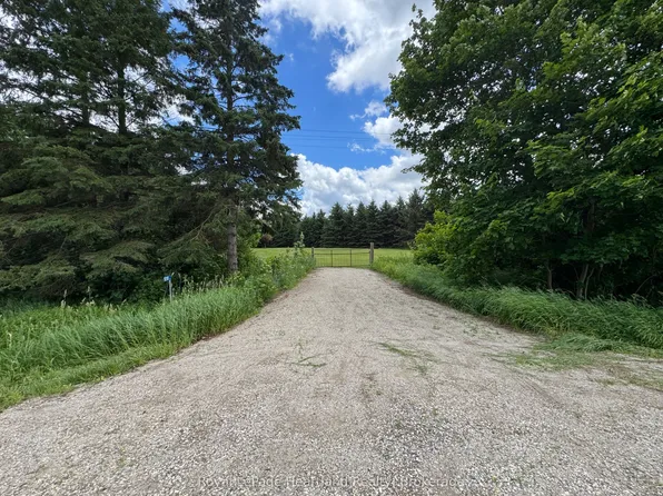 1018 Harriston Rd, Howick, ON N0G 1X0