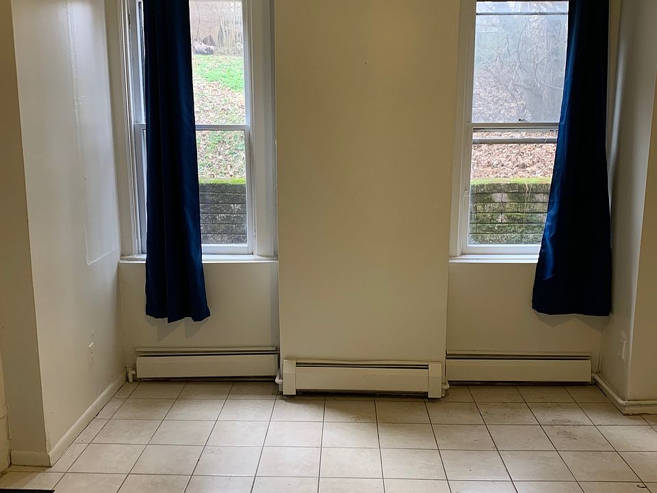 2nd image of 135 Koehler St
