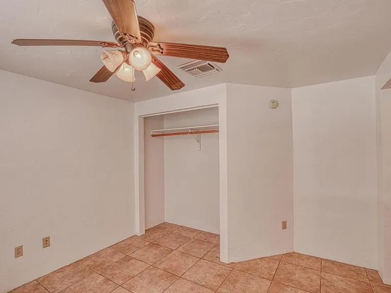 1304 E Linden St #1 — Photo 4