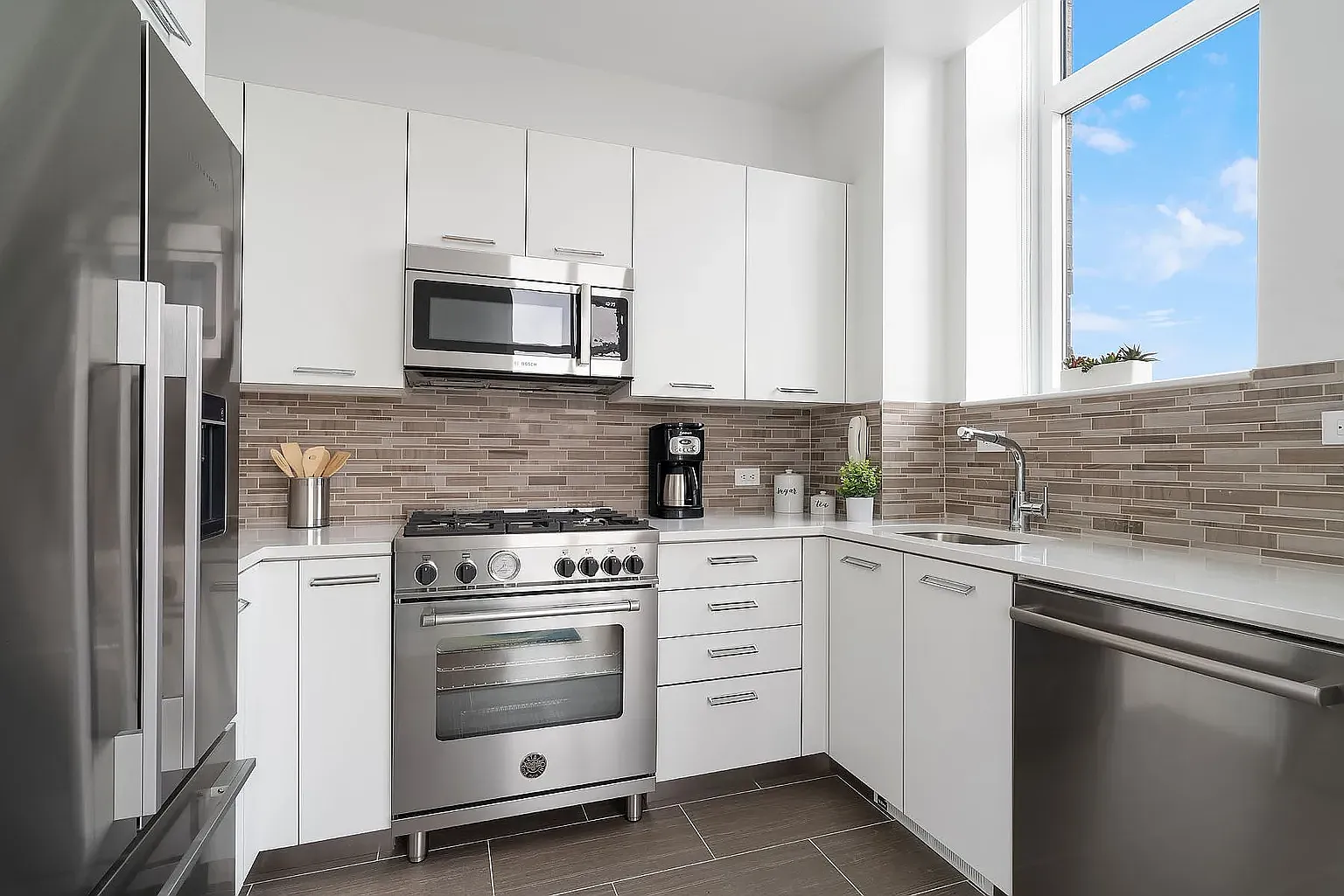250 West 93rd Street — Photo 1