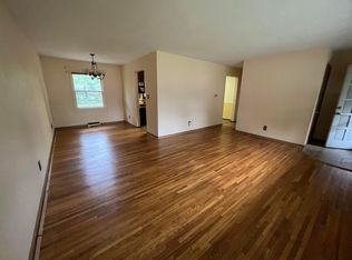 2286 Southwood Dr, White Bear Lake, MN 55110