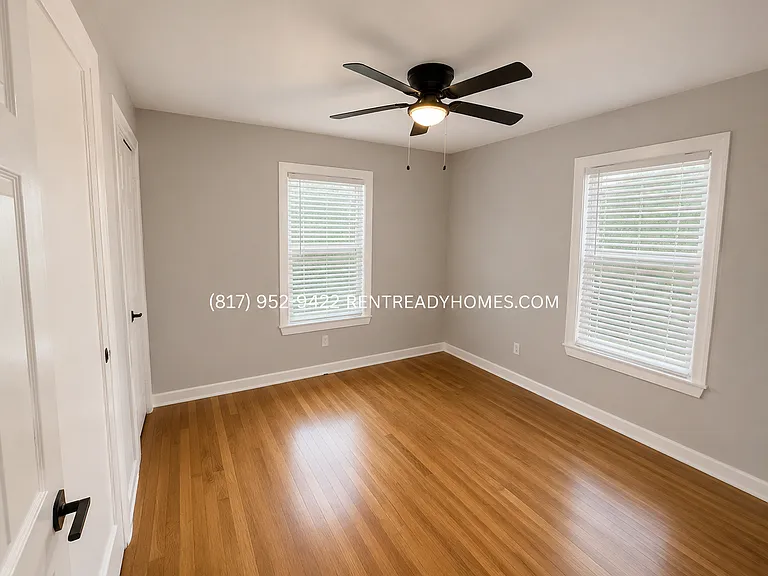 408 Lanola Ct — Photo 3