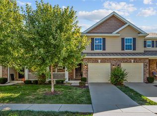 1272 Woodgrove Park Dr, O'Fallon, MO 63366