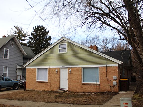 2nd image of 822 8th Ave