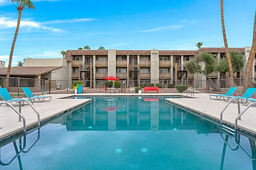 Verde Apartments Photo 1