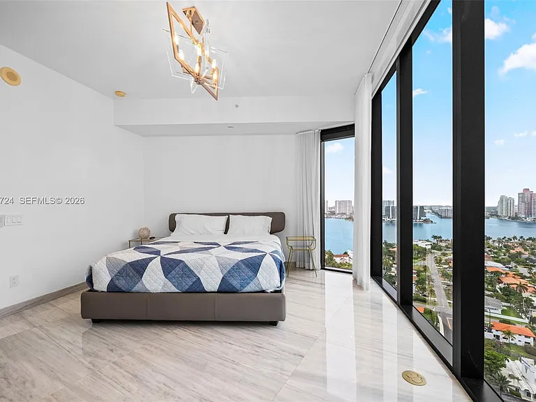 18555 Collins Ave #2105 — Photo 14