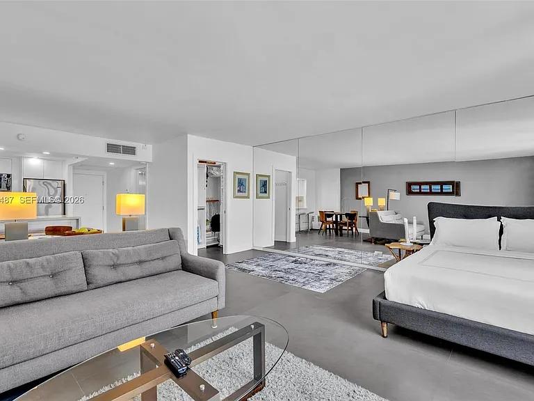 2301 Collins Ave #1543 — Photo 14