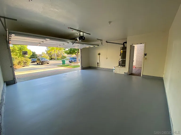 12592 Heatherfield Ln — Photo 5